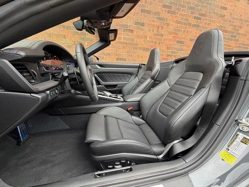 2026 Porsche 911 Carrera 4S