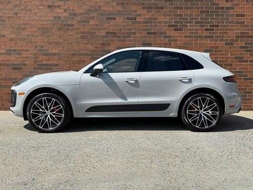 2026 Porsche Macan S