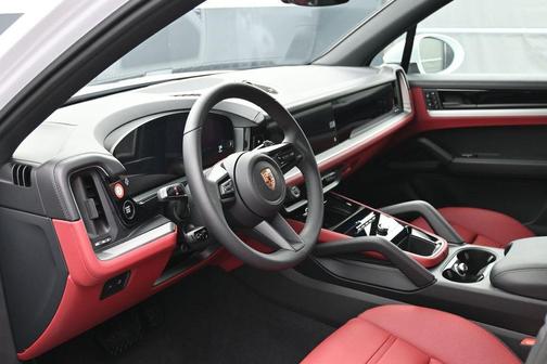Carrara White 2026 Porsche Cayenne Base