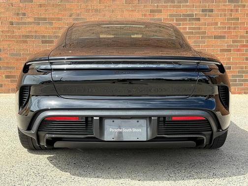 2026 Porsche Taycan Turbo S