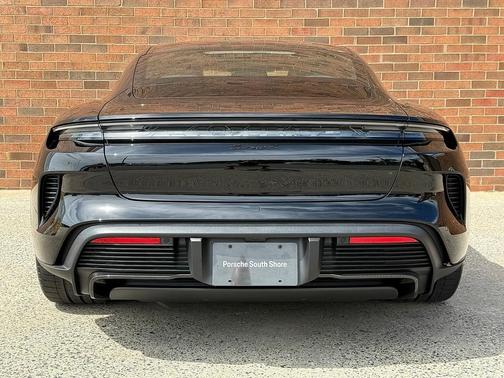 2026 Porsche Taycan Turbo S