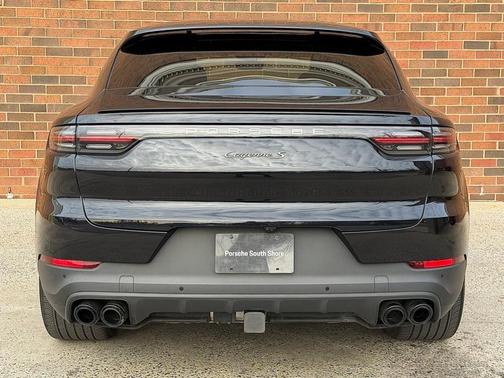 2022 Porsche Cayenne S Coupe AWD
