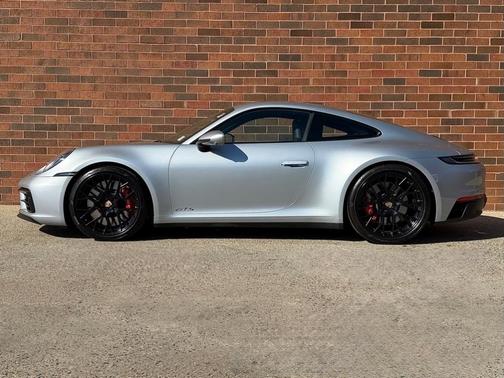 2022 Porsche 911 