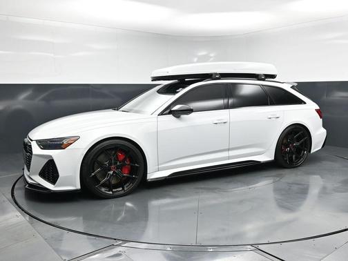 Glacier White Metallic 2022 Audi RS 6 Avant 4.0T quattro
