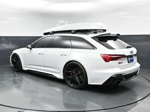 Glacier White Metallic 2022 Audi RS 6 Avant 4.0T quattro