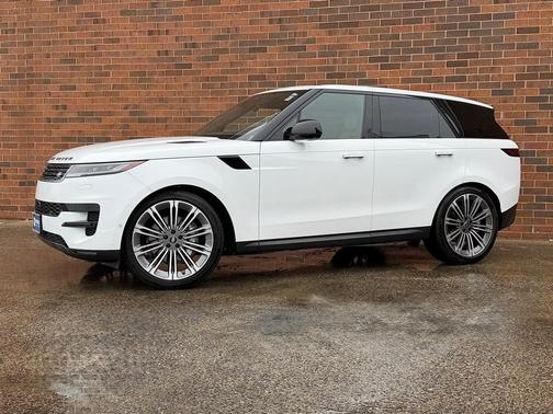 2025 Land Rover Range Rover Sport P360 SE
