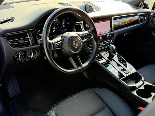 2024 Porsche Macan