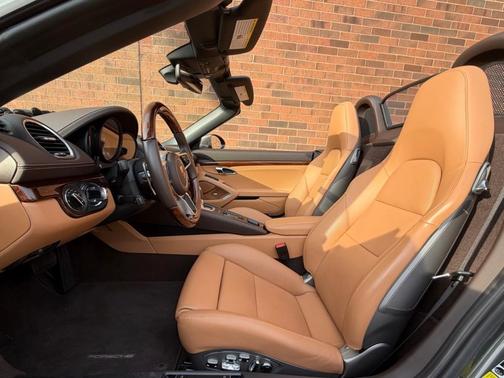 2022 Porsche 718 Boxster 