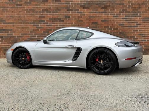 2024 Porsche 718 Cayman S
