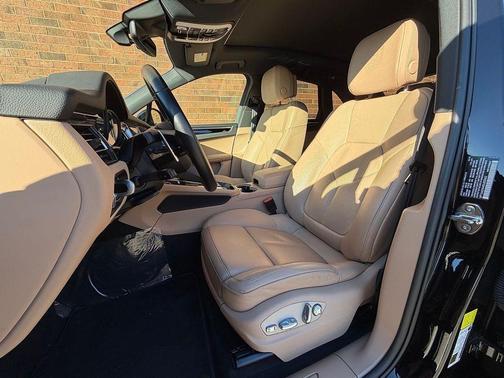 Black 2025 Porsche Macan