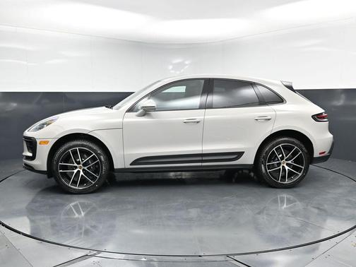Chalk 2026 Porsche Macan Base