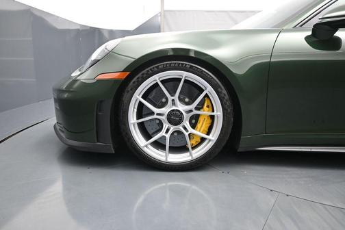 Green Metallic 2025 Porsche 911 GT3