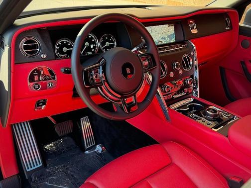 2024 Rolls-Royce Cullinan 