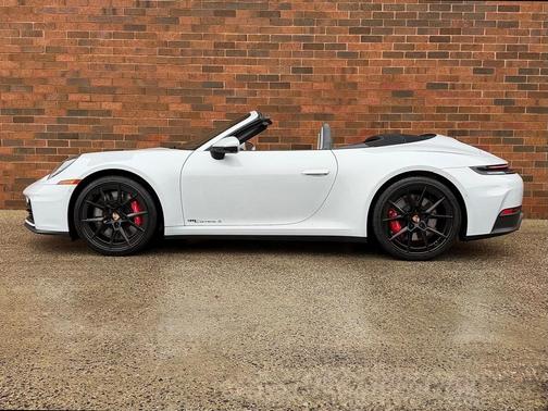 2025 Porsche 911 Carrera S