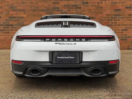 2025 Porsche 911 Carrera S