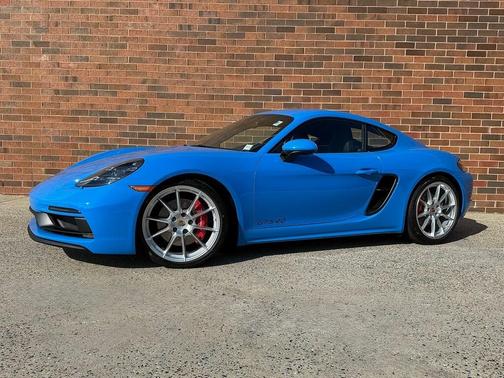 2025 Porsche 718 Cayman GTS 4.0