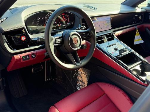 Carrara White 2026 Porsche Panamera 4