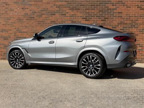 2025 BMW X6 xDrive40i
