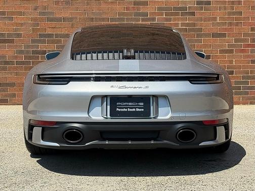 2023 Porsche 911 Carrera S