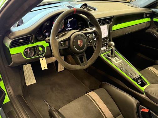 2018 Porsche 911 GT3