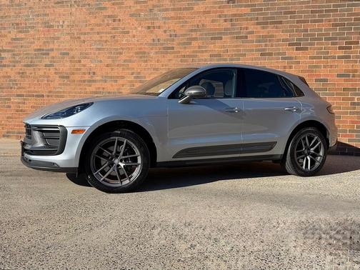 2024 Porsche Macan T