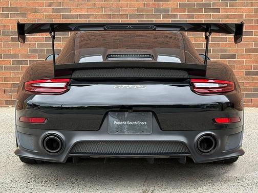 2018 Porsche 911 GT2 RS