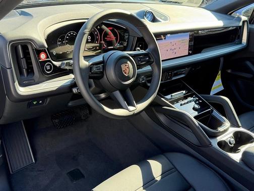 2026 Porsche Cayenne AWD