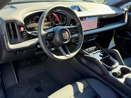 2026 Porsche Cayenne AWD