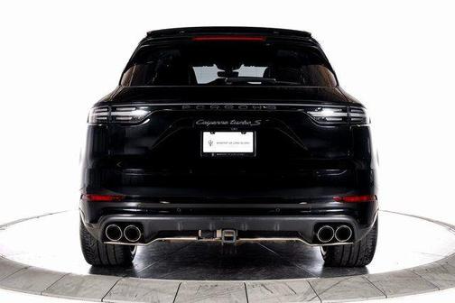 Jet Black 2022 Porsche Cayenne Turbo S