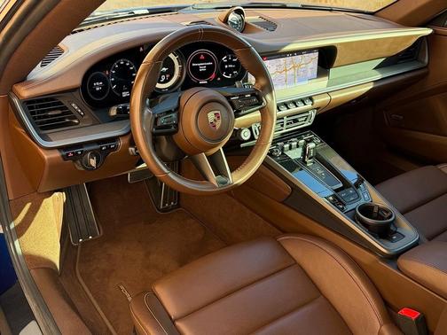 2020 Porsche 911 Carrera 4S