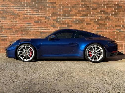 2020 Porsche 911 Carrera 4S