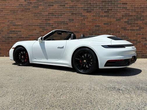 2024 Porsche 911 Carrera 4S