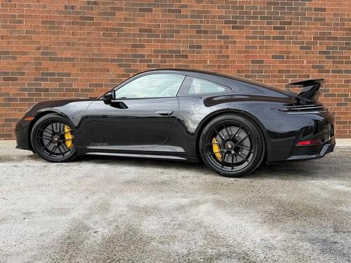 2026 Porsche 911 Carrera GTS