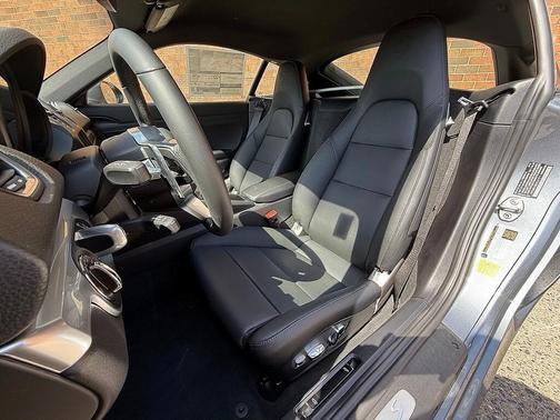 2025 Porsche 718 Cayman S