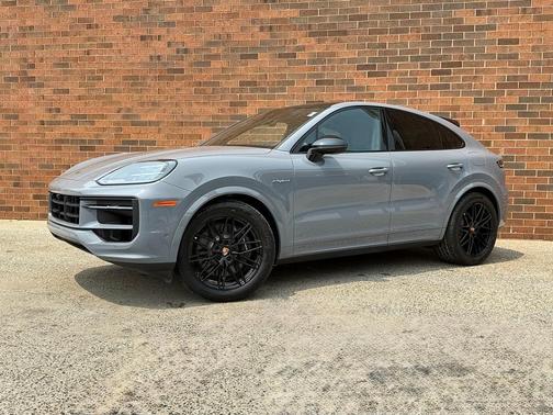 2025 Porsche Cayenne E-Hybrid Coupe Base