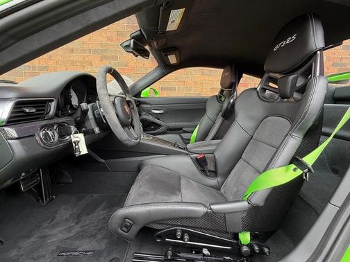 2019 Porsche 911 GT3 RS