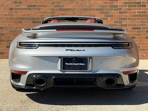 2024 Porsche 911 Turbo S