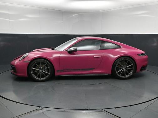 Ruby 2023 Porsche 911 Carrera T