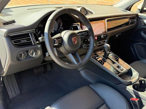 Chalk 2026 Porsche Macan S