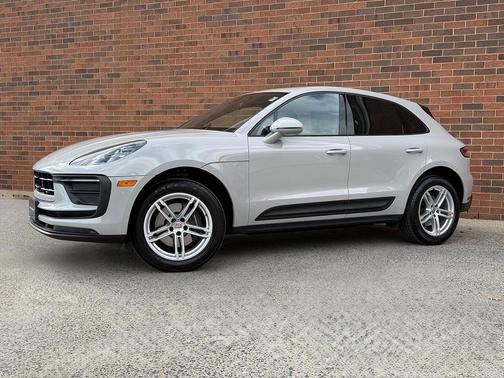 2025 Porsche Macan 