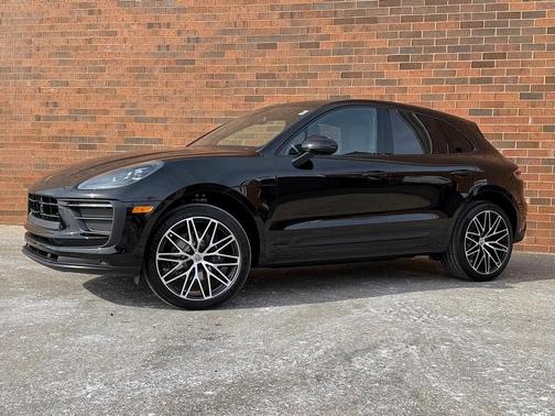 2026 Porsche Macan Base