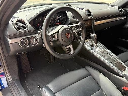 2024 Porsche 718 Cayman Base