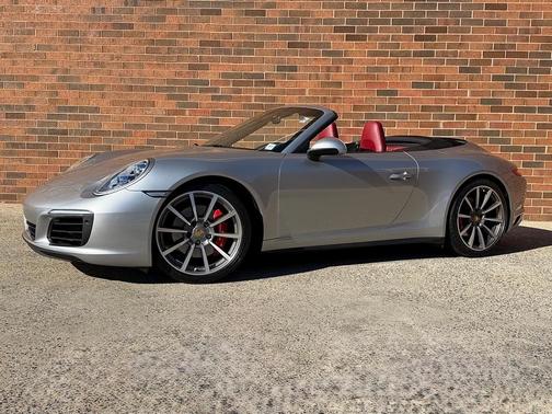 2019 Porsche 911 Carrera 4S