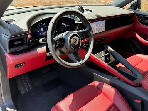 2025 Porsche Macan Electric Base