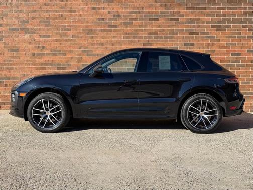 2024 Porsche Macan 