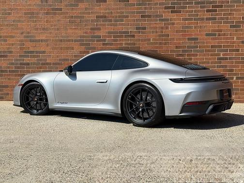 2025 Porsche 911