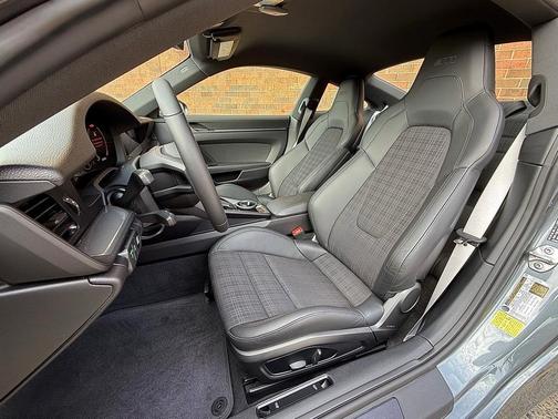 2025 Porsche 911 Carrera T
