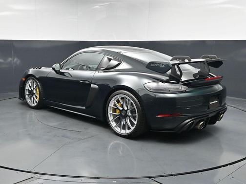 Verde Zeltweg 2025 Porsche 718 Cayman GT4 RS