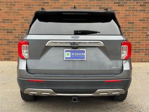 Carbonized Gray Metallic 2022 Ford Explorer XLT