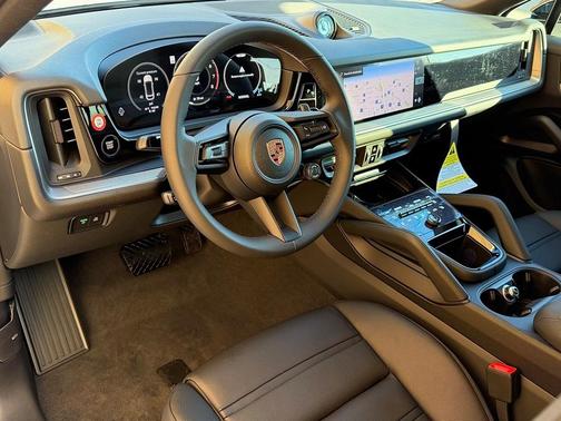 2026 Porsche Cayenne AWD